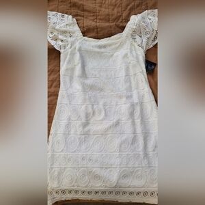 Roz & Ali white floral dress